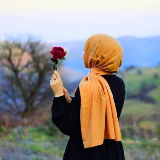 صور نسوان: استكشاف الجمال الأنثوي في الفنون والتصوير 2 صور نسوان 1